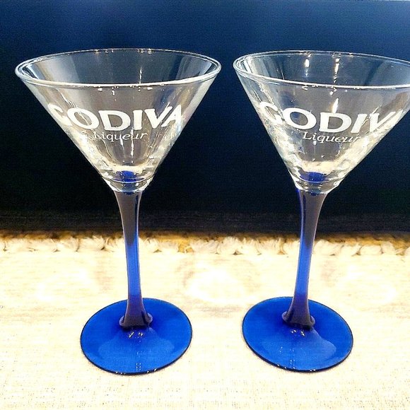 2 GODIVA Liqueur Clear Etched Martini Glasses w/Cobalt Blue Stem Luminarc France - Picture 4 of 5